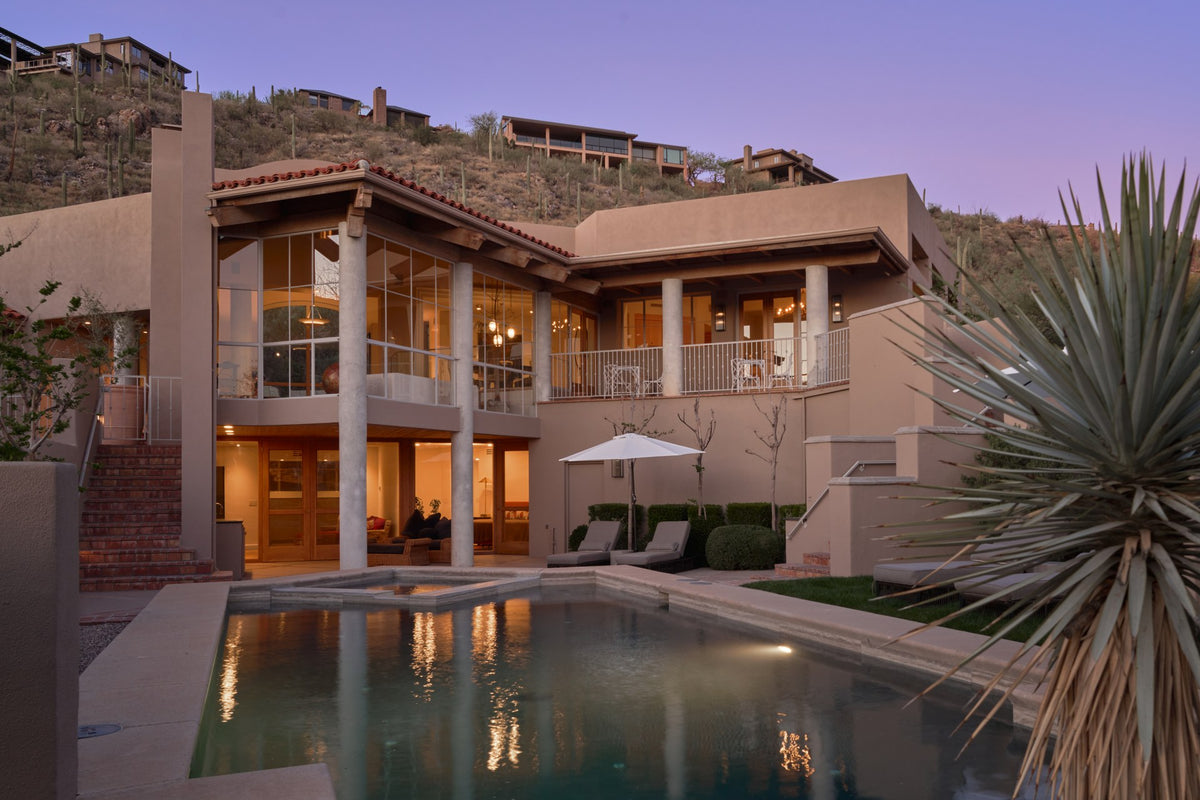 VENTANA CANYON DRIVE