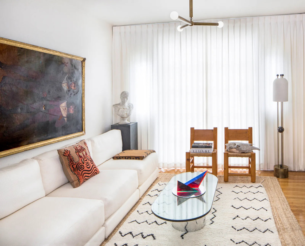 ARCHITECTURAL DIGEST - FLORES STREET