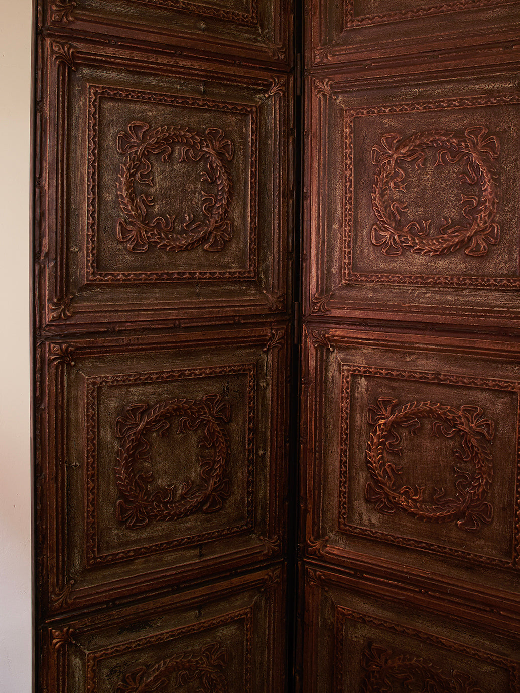 3-PANEL ROOM DIVIDER
