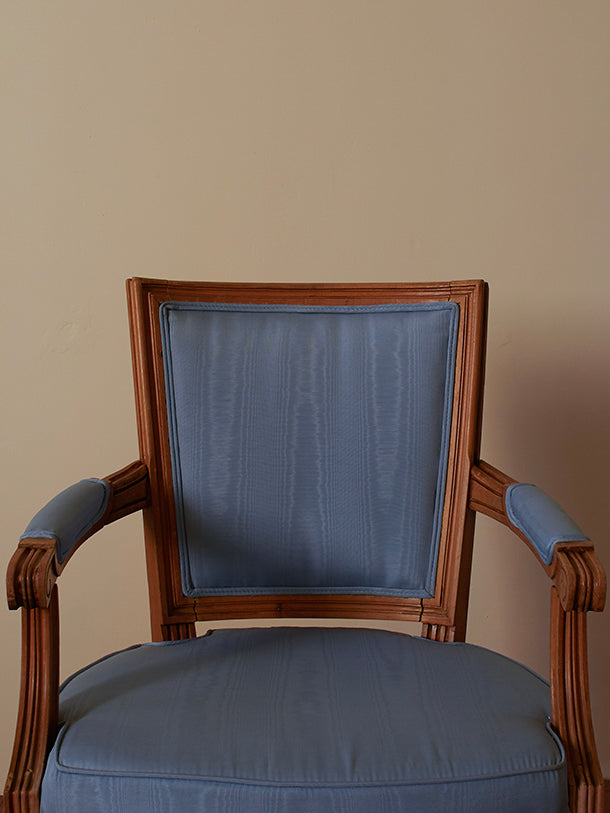 SILK MOIRE SIDECHAIR