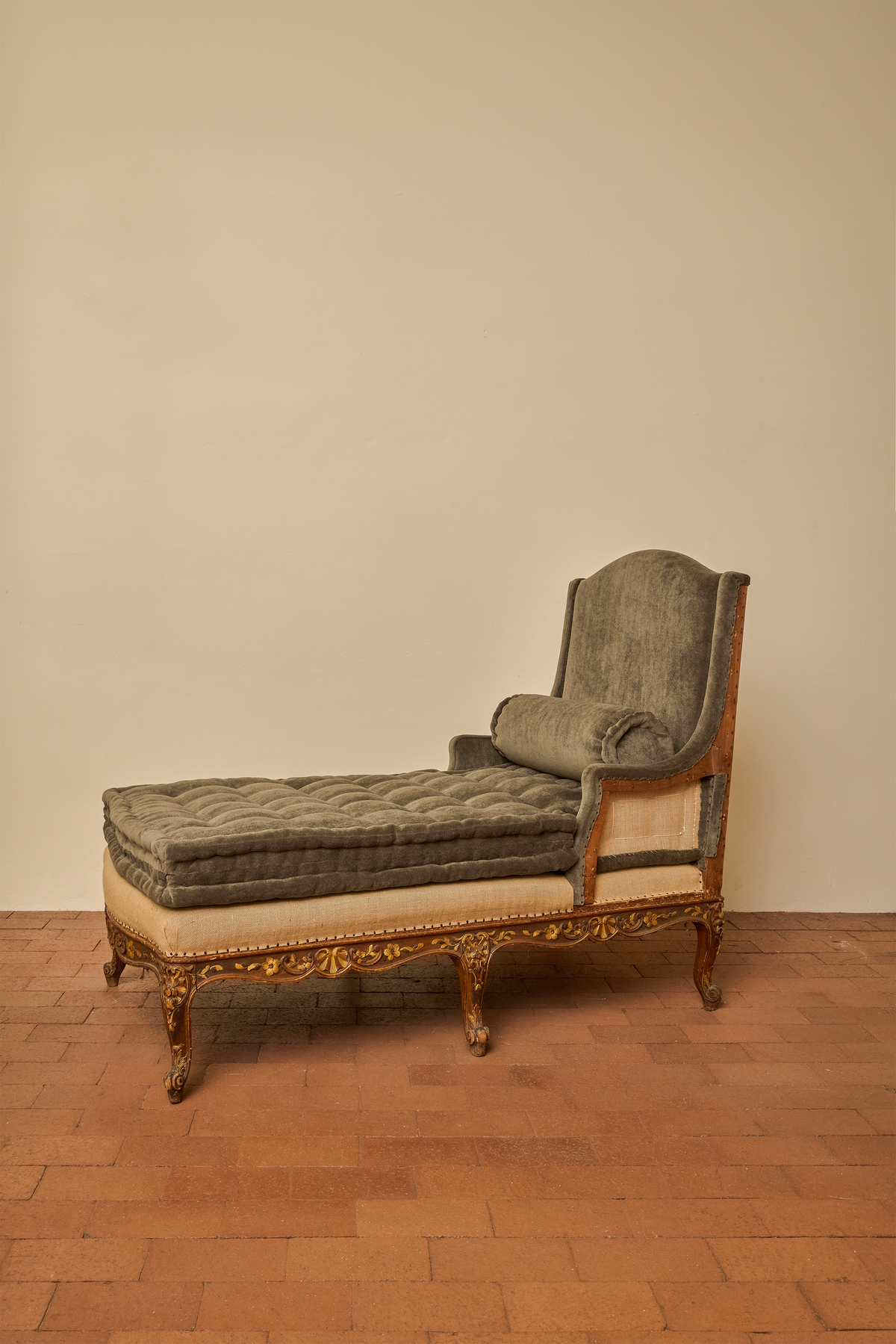 LOUIS XV REVIVAL CHAISE LONGUE