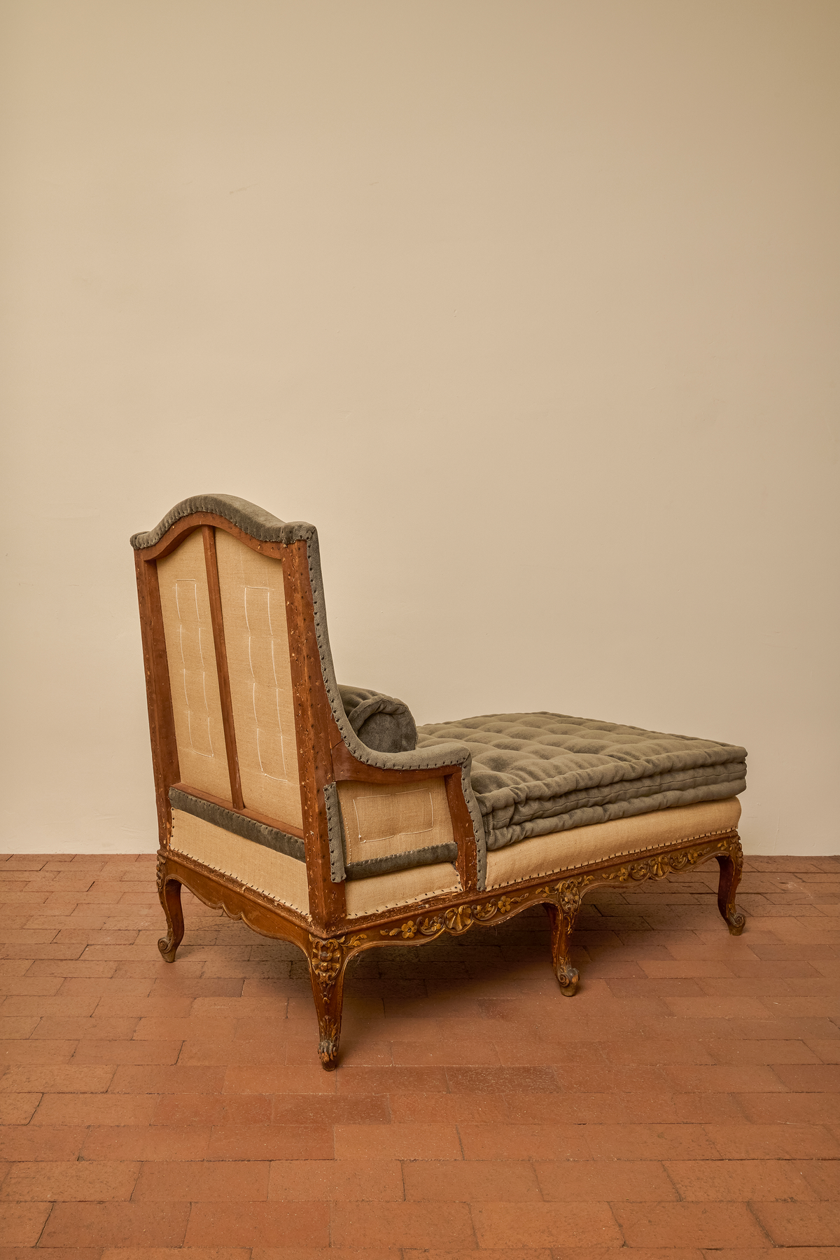 LOUIS XV REVIVAL CHAISE LONGUE