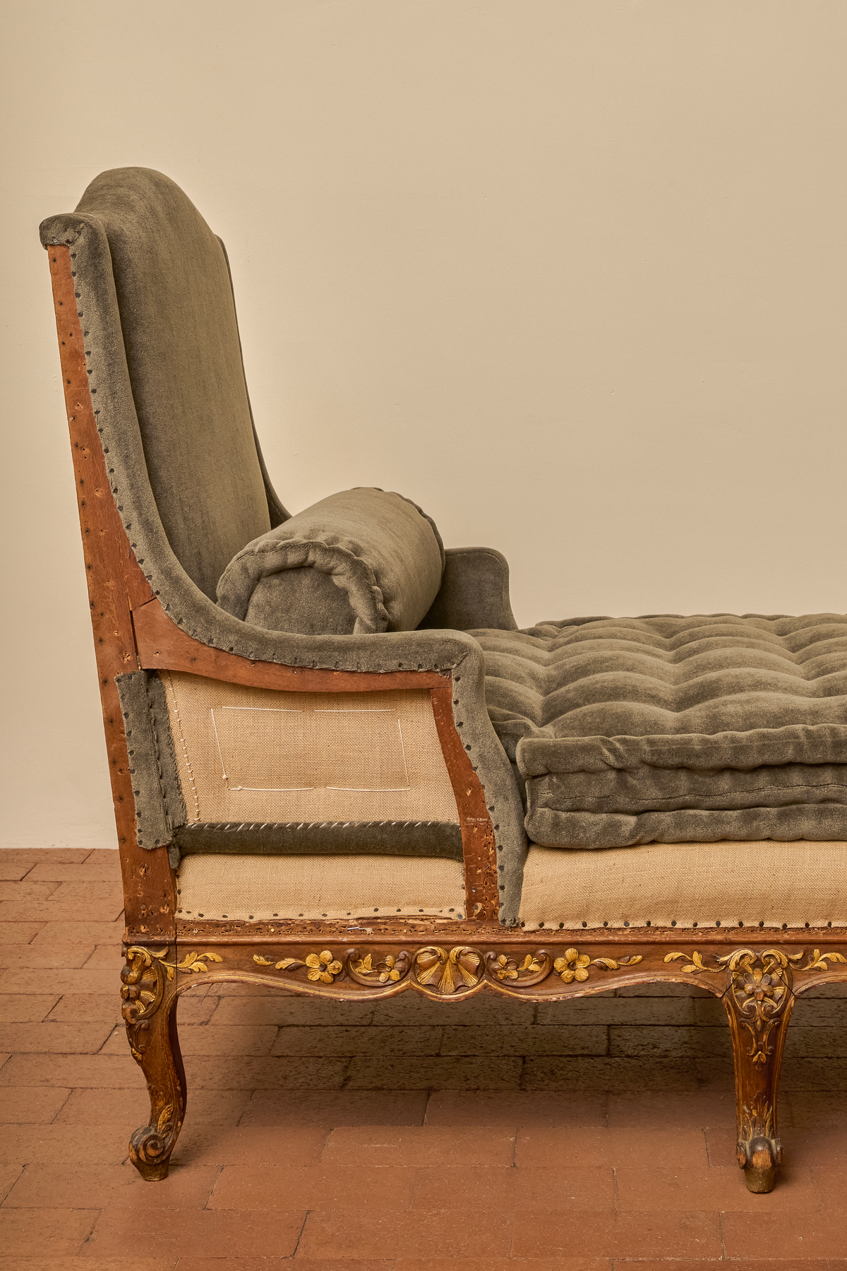 LOUIS XV REVIVAL CHAISE LONGUE