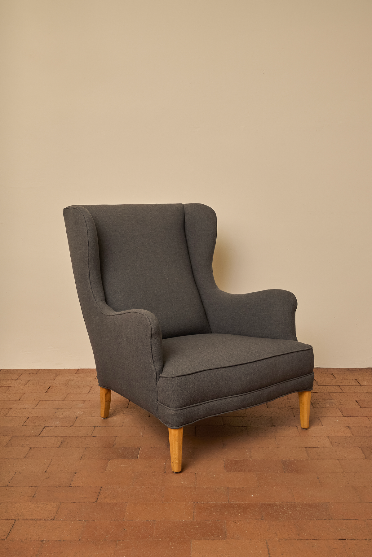 SCANDINAVIAN WINGBACK LOUNGE CHAIRS