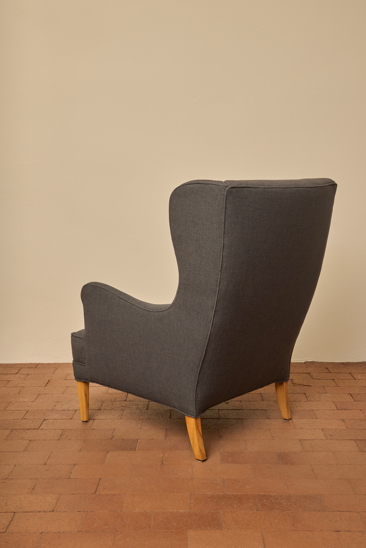 SCANDINAVIAN WINGBACK LOUNGE CHAIRS