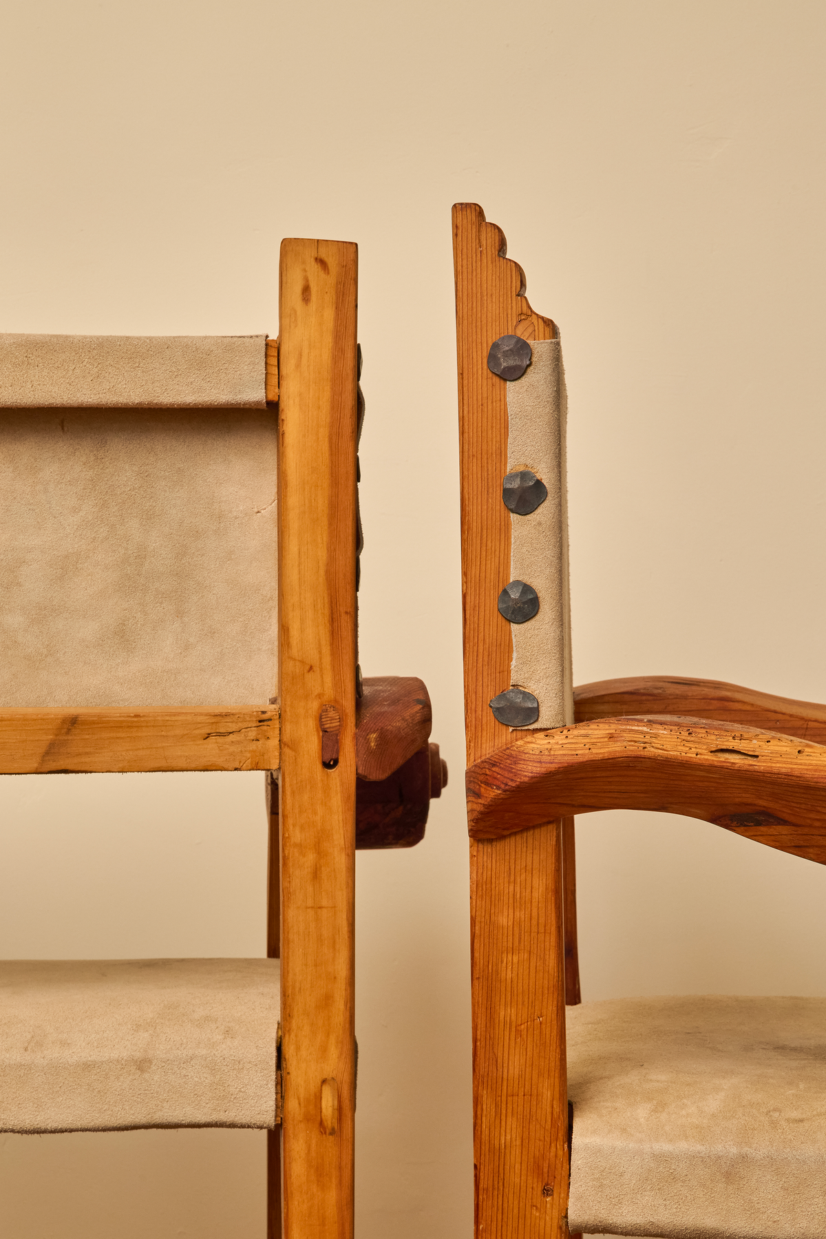 THRONE CHAIRS