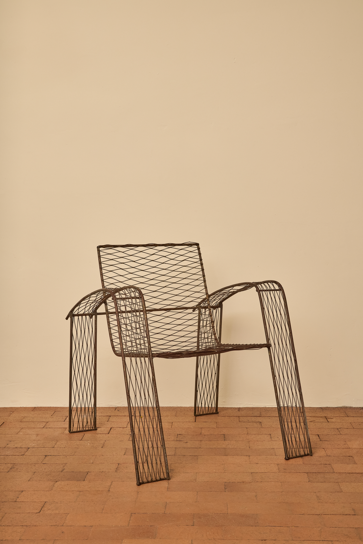 METAL MESH ARMCHAIR