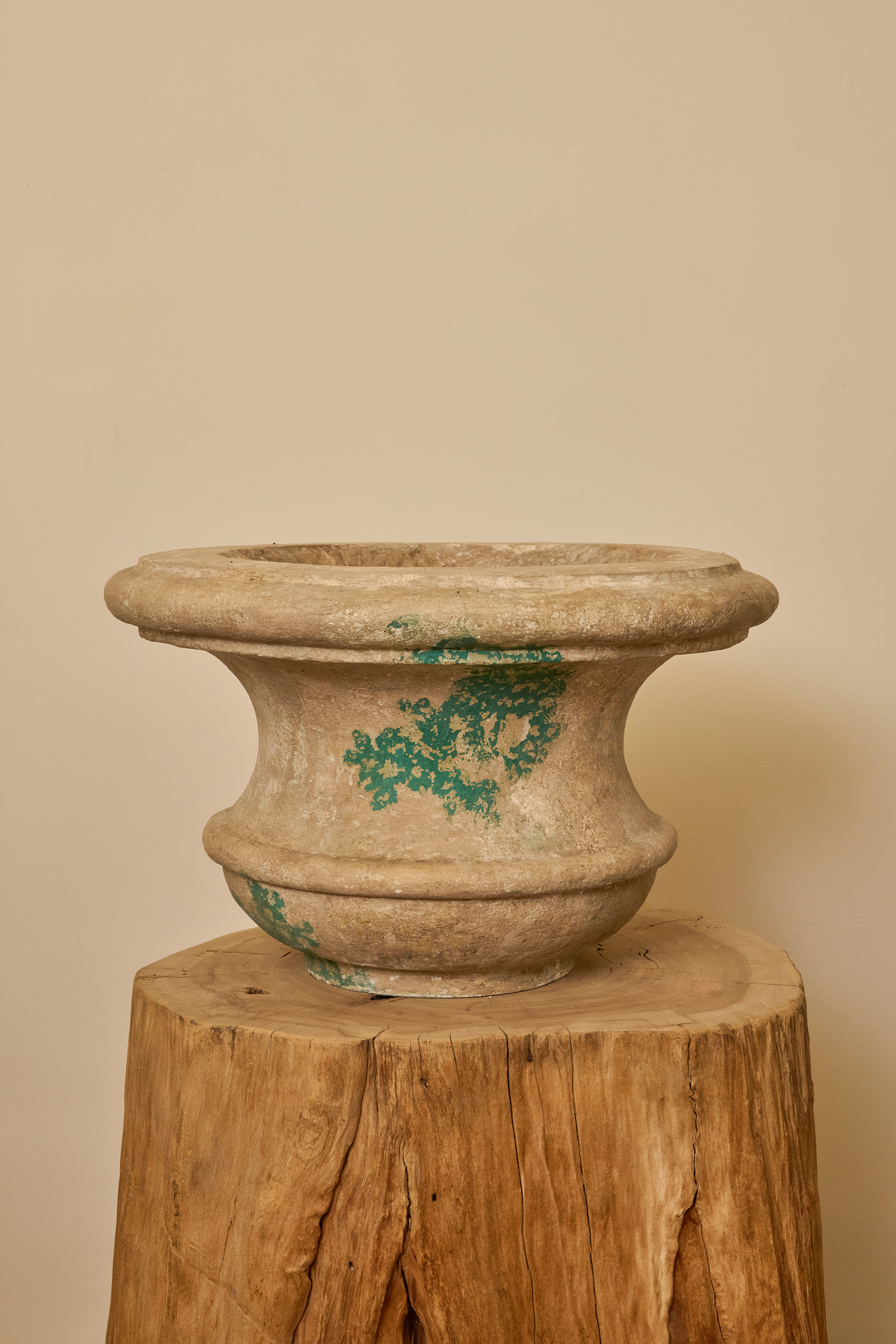 STONE JARDINIERE URN