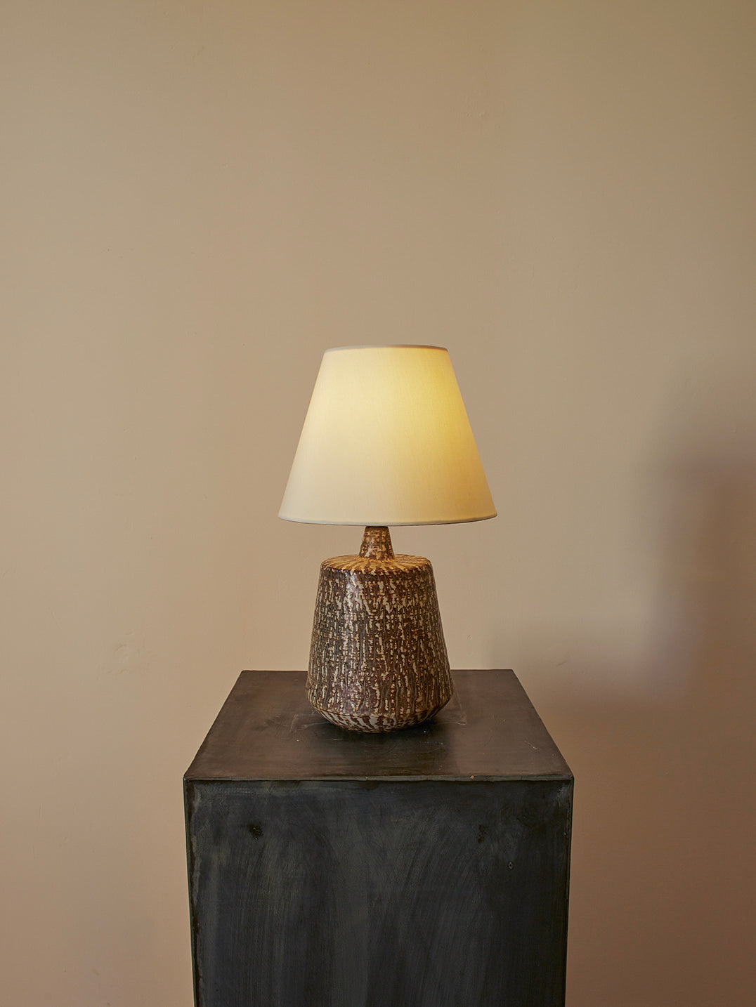 GUNNER NYLAND LAMP
