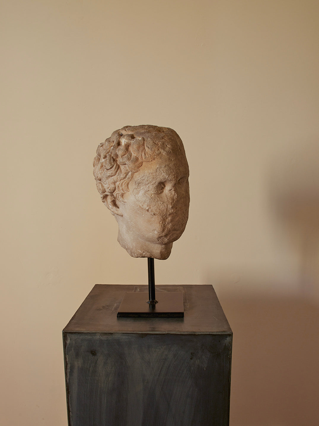MARBLE HEAD