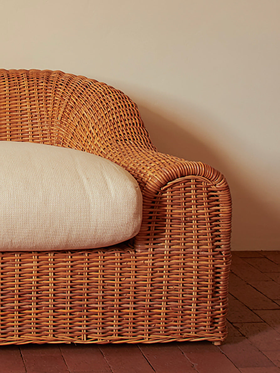 ‘JENNIFER’ ARM CHAIR